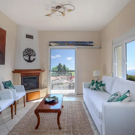 Olympus Family House Holiday home Aigani